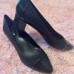 Bandolino Black Pumps